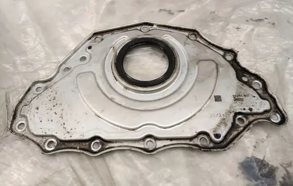 Mercedes-Benz CLA C118 X118 Timing belt guard (cover) A2540100301