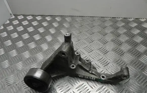 KIA Sorento Engine mounting bracket VD12181
