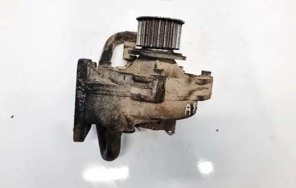 Chrysler Voyager Water pump