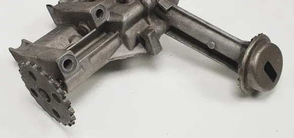 Renault Clio III Oil pump 8200307174