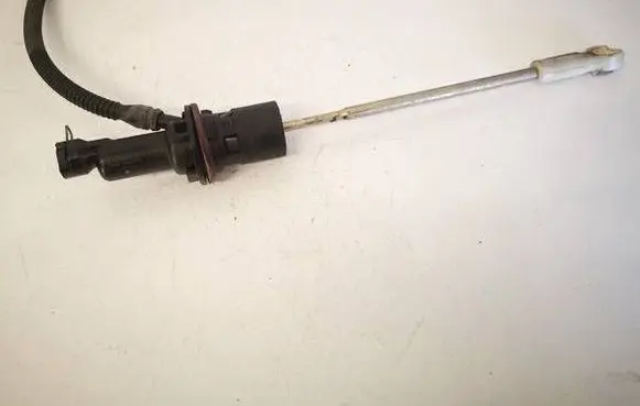 Peugeot 307 Clutch master cylinder 9652903080