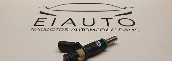 Mercedes-Benz CLS C219 Fuel injector A2720780249