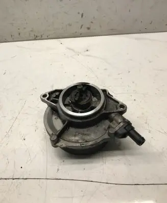 Audi A6 S6 C6 4F Vacuum pump