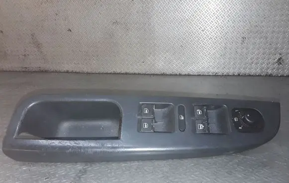 Volkswagen Golf V Electric window control switch 1K4868049B