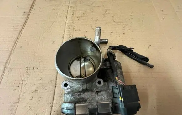Hyundai i10 Throttle valve 3510004200 9045020008 2A34618X