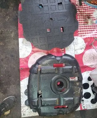 BMW 5 E60 E61 Tool box 52758211