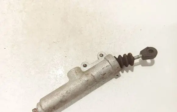Mercedes-Benz C W202 Clutch master cylinder 389131