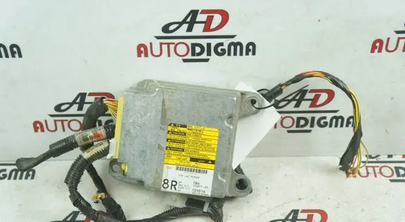 Toyota Corolla Verso AR10 Airbag control unit/module 891700F080