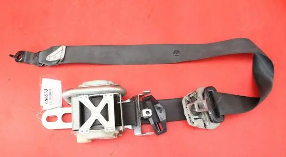 Chrysler 300 - 300C Front seatbelt 2026238