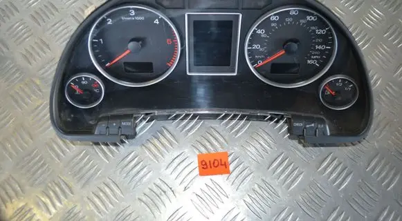 Audi A4 S4 B7 8E 8H Speedometer (instrument cluster) 8E0920950S