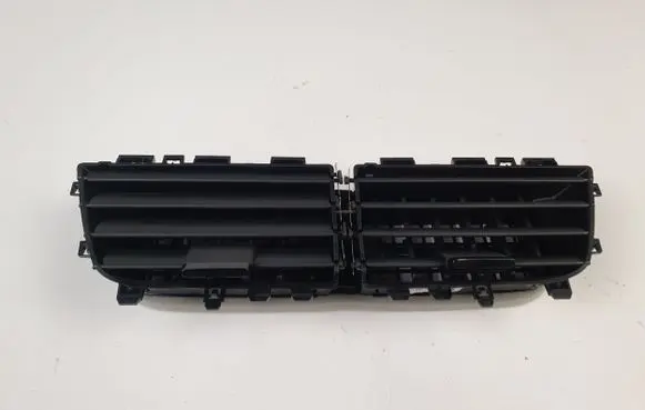 Polestar 2 Dash center air vent grill 32277415