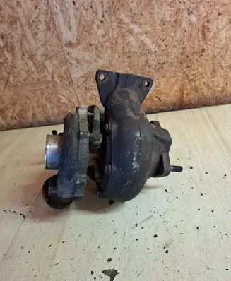 Volvo S60 Turbo 8653146 GT2052V
