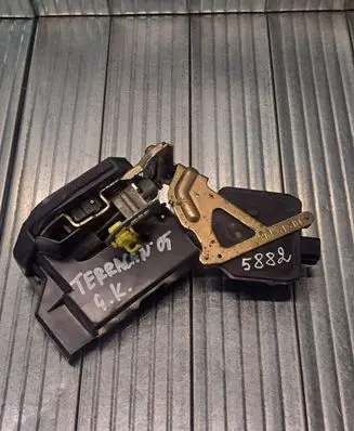 Hyundai Terracan Rear door lock