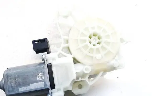 Mercedes-Benz EQB Front door window regulator motor a0009065806 a76186-114