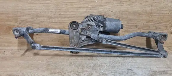 Volvo V70 Front wiper linkage and motor 3397020958