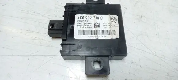Audi A3 S3 8P Alarm control unit/module 1K0907719C