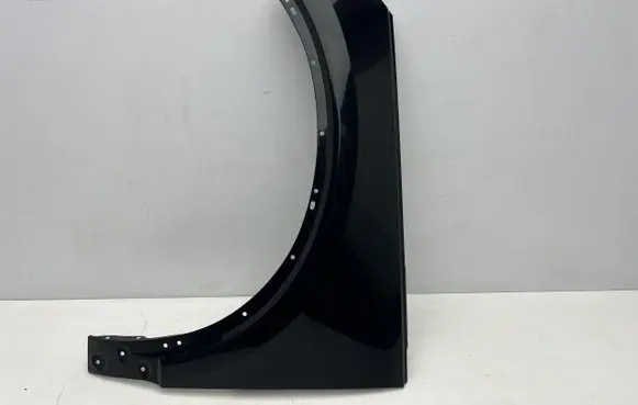 Volvo XC40 Front bumper upper radiator grill 31457583