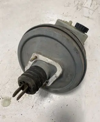 Mercedes-Benz E W210 Brake booster A0044305430
