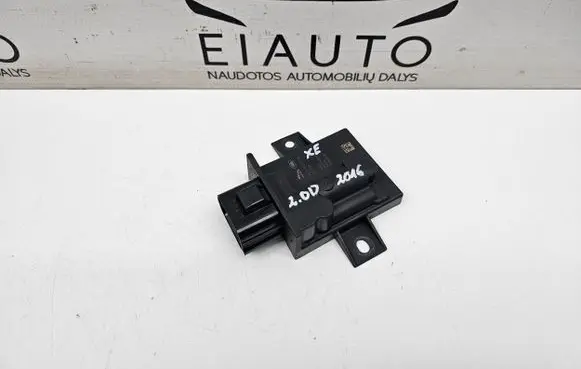 Jaguar XE Fuel injection pump control unit/module FK729D370AC 50360599