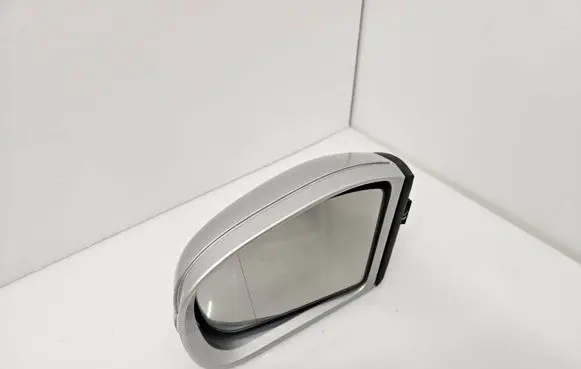 Mercedes-Benz C W203 Front door electric wing mirror 413133419