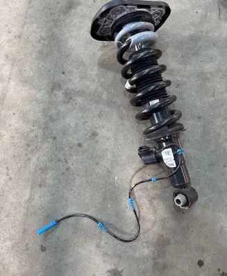 BMW XM Rear shock absorber/damper 5A3AE96 16997810 06400020077