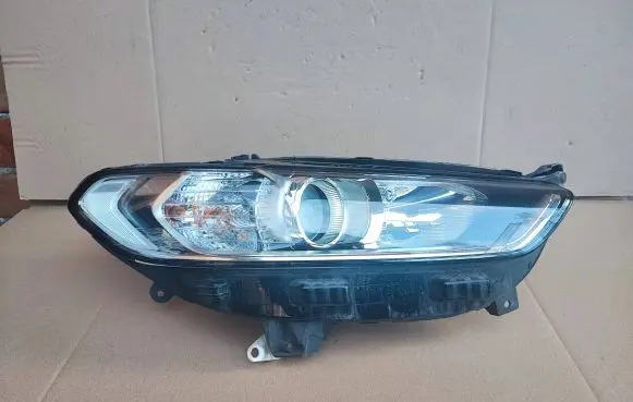 Ford Mondeo MK V Headlight/headlamp DS73-13W029-FA