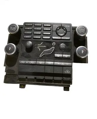 Volvo V70 Climate control unit 30782281