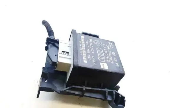 Audi Q7 4L Light module LCM 8p0907357f 5la008379-01