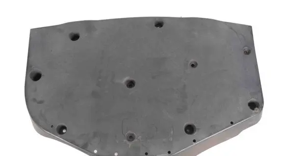 Maserati Ghibli Center/middle under tray cover 670034348