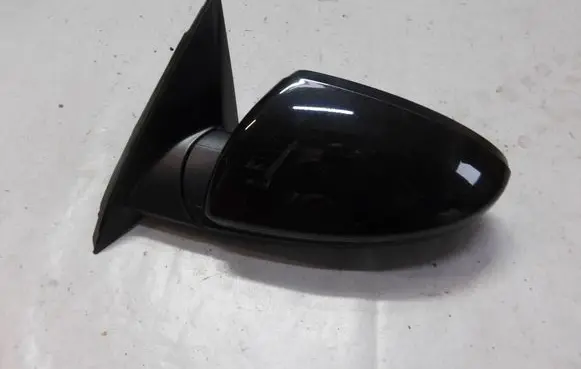 KIA Xceed Front door electric wing mirror