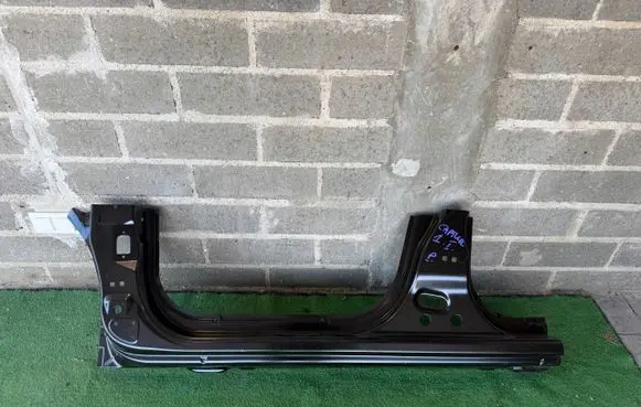 Renault Captur Sill 764617930