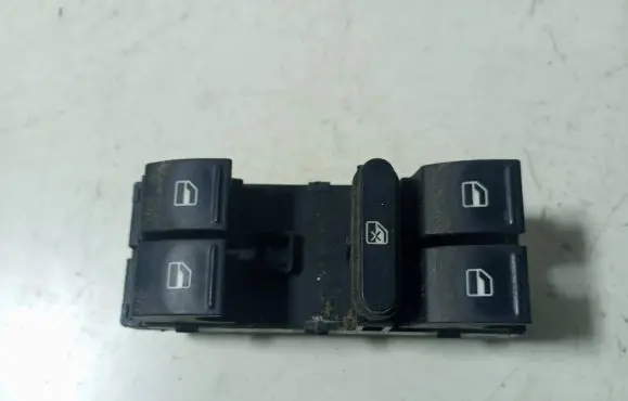 Volkswagen PASSAT B6 Electric window control switch 1K4959857B 151801S