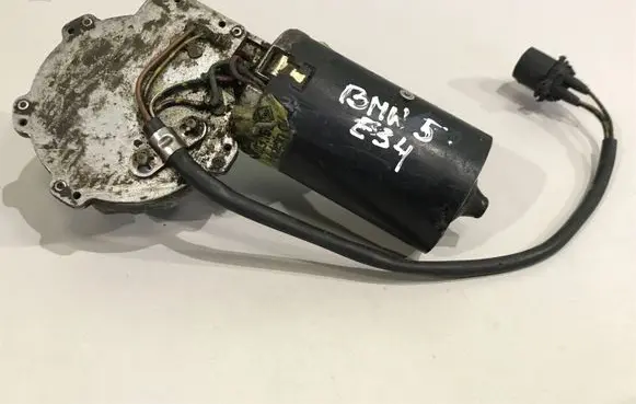 BMW 5 E34 Wiper motor 1378650