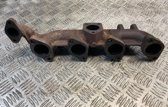 KIA Sorento Exhaust manifold