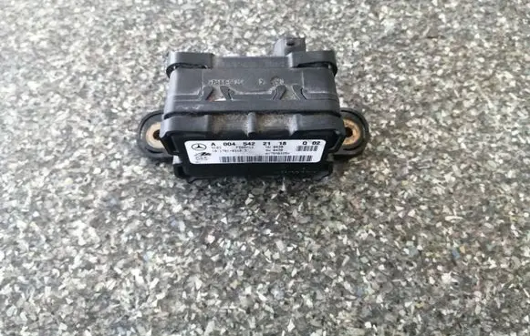 Mercedes-Benz S W221 ESP acceleration yaw rate sensor A0045422118