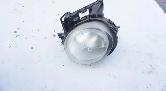 Nissan Juke I F15 Headlight/headlamp