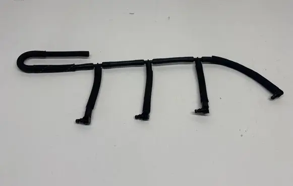Volkswagen Golf VI Fuel return line/hose 928301101