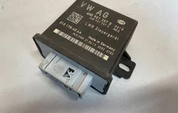Volkswagen Touareg I Other control units/modules 4H0907357B