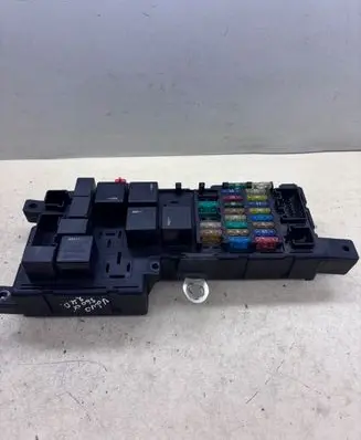 Volvo S60 Fuse module 518323217 8651187