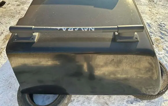 Nissan Navara D40 Pick-up truck tonneau cover 