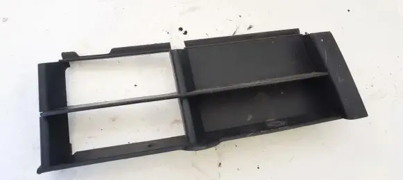 BMW 5 E39 Front bumper lower grill 511182356409 51.11-8235640.9