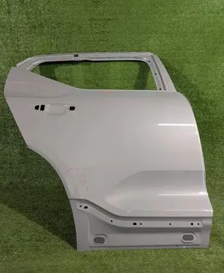 Volvo XC40 Rear door 