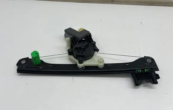 Jaguar I-Pace Rear door window regulator with motor J9D327001AG