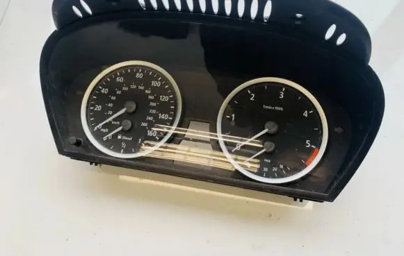 BMW 5 E60 E61 Speedometer (instrument cluster) 62119135254 6211-9135254
