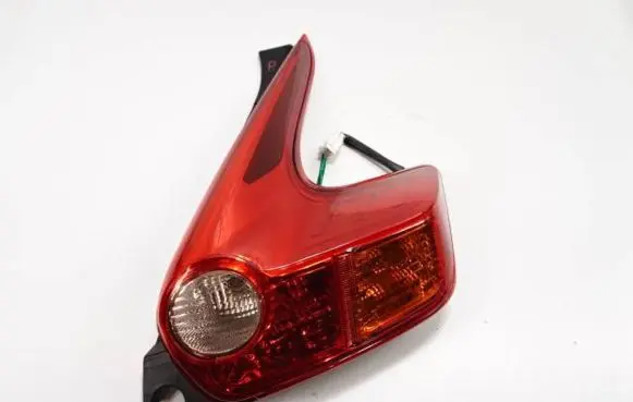 Nissan Juke I F15 Rear/tail lights