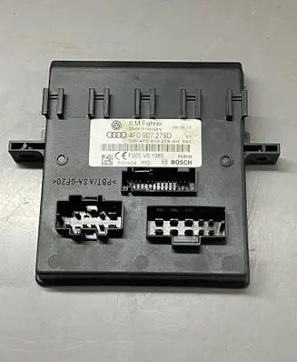 Audi Q7 4L Comfort/convenience module 4F0907279D 4F0910279AH F005V01085