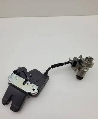 Audi A8 S8 D3 4E Tailgate/trunk/boot lock/catch/latch 4F5827505D 4E0827645A 4E0827573
