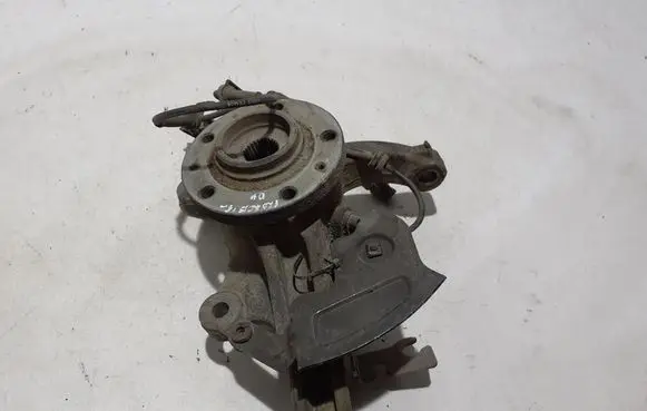 Toyota Proace Front wheel hub SU001A6463