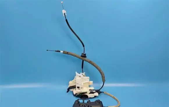 Porsche Panamera (971) Front door lock 971837016