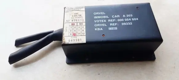 Volkswagen Golf III Other control units/modules 000054604 09332